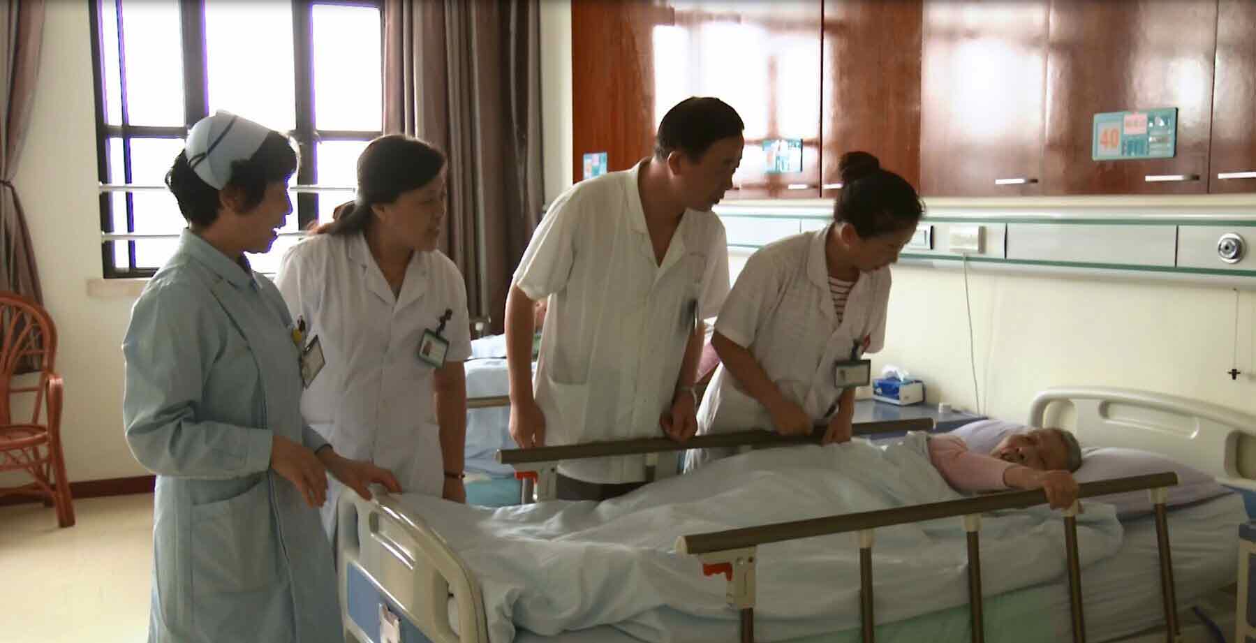 宝山电视台记录宝济重阳节 (1)