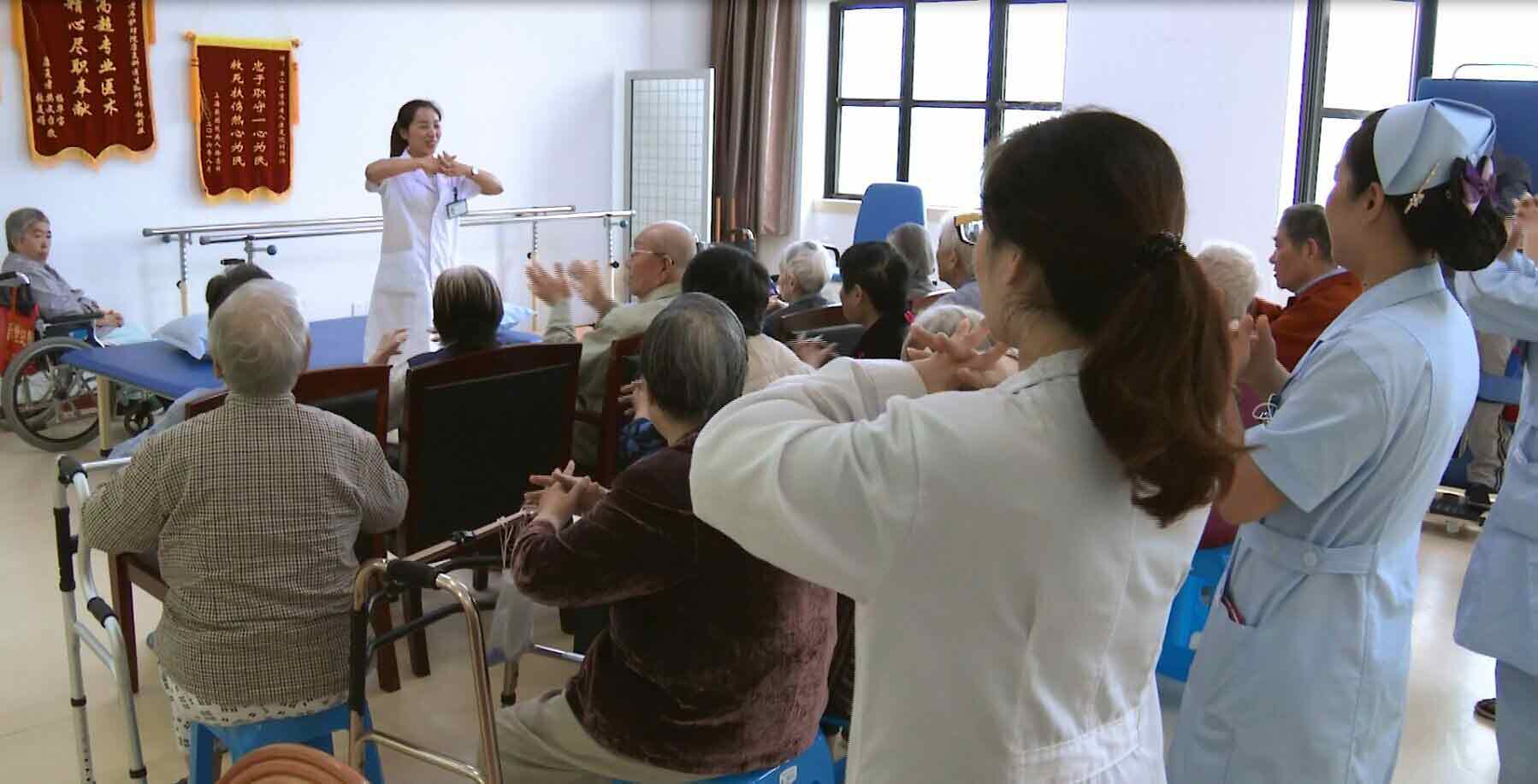 宝山电视台记录宝济重阳节 (2)